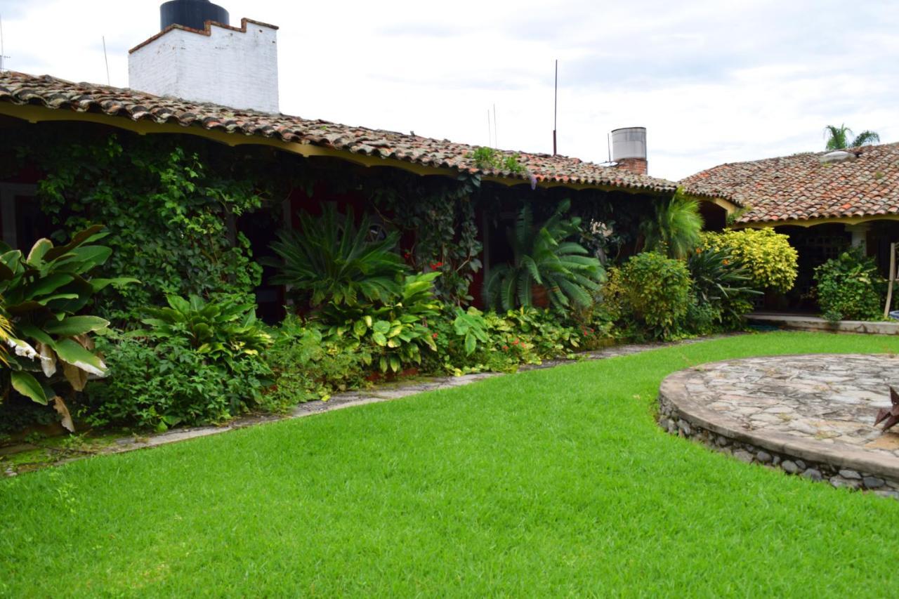 Hotel El mesón de doña Josefina San Gabriel  Exterior foto